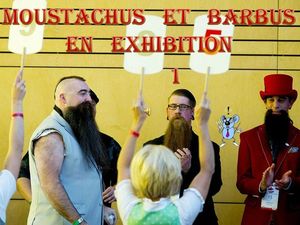 moustachus_et_barbus_en_exhibition_1_roland