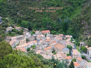 village_de_cabresprine____aude_france
